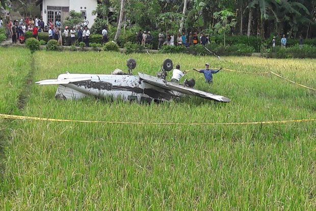 Pesawat Latih Jatuh di Cilacap, Instruktur dan Siswa Terluka
