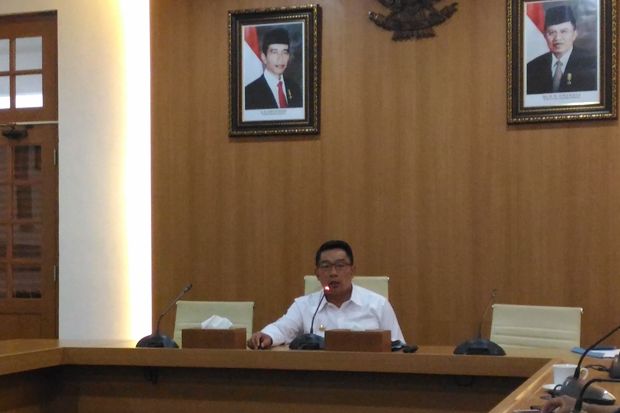 Ridwan Kamil Pecat Sembilan Kepala Sekolah