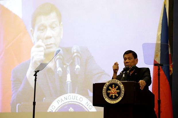 Duterte: Waktunya Ucapkan Selamat Tinggal pada AS