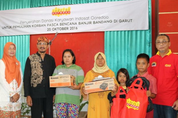 Indosat Ooredoo dan PKPU Salurkan Donasi Karyawan untuk Garut
