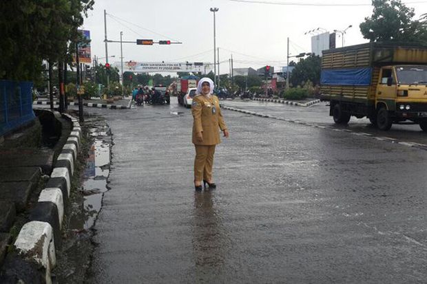 Bandung Dilanda Banjir, Ridwan Kamil Minta Maaf