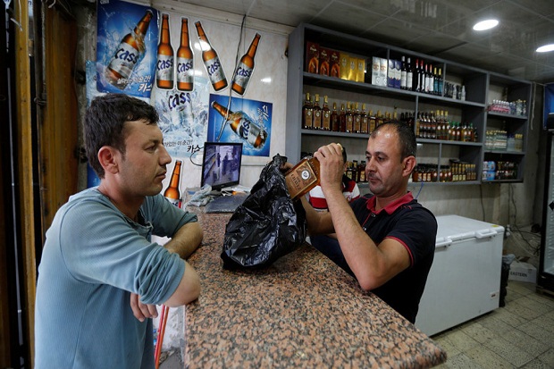 DPR Irak Melarang Total Alkohol, Kelompok Minoritas Menentang