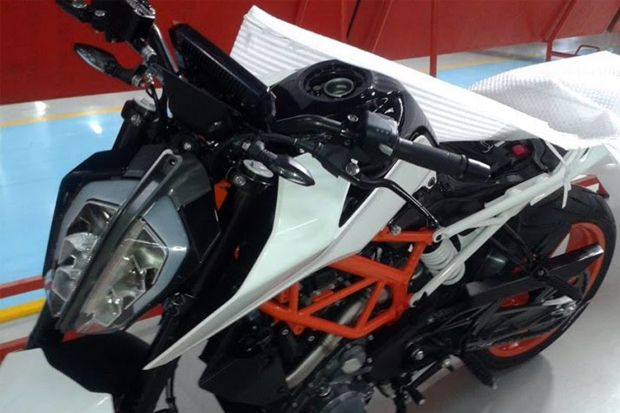 Siap Meluncur, KTM Duke 390 dan 200 Bertabur Fitur Modern