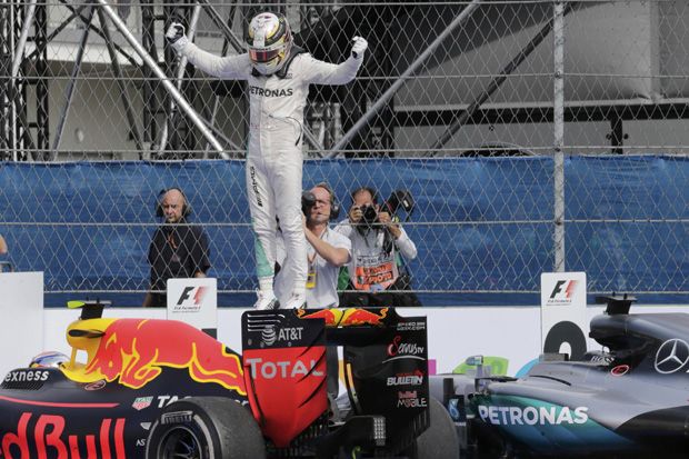 Hamilton Juara GP Meksiko, Persaingan Juara F1 Kian Sengit