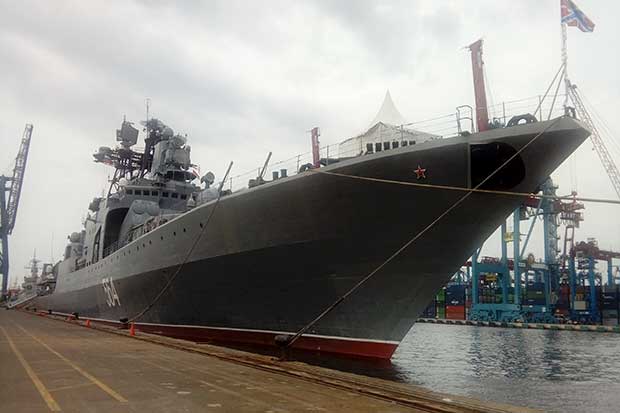 Admiral Tributs, Kapal Perang Rusia Pemburu Kapal Selam