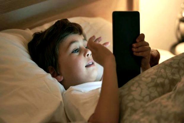 Peningkatan Penggunaan Smartphone Pengaruhi Waktu Tidur Anak
