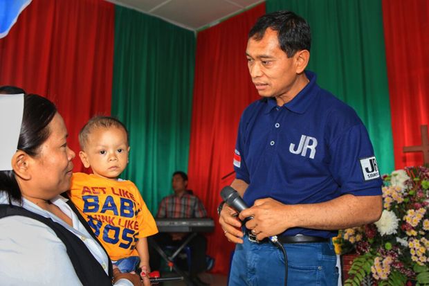 JR Saragih Minta Anak Panti Asuhan Kerja Keras Raih Cita-cita