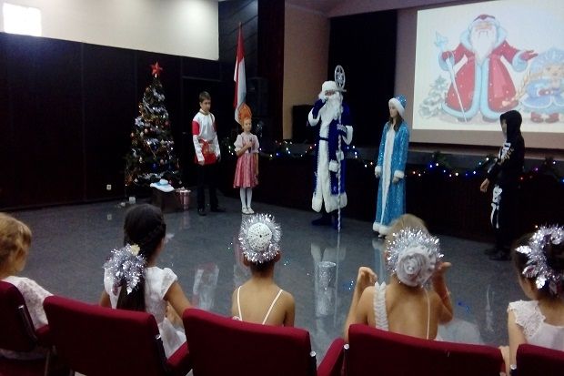 Perayaan Versi Beda, Rusia Tak Mengenal Pohon Natal