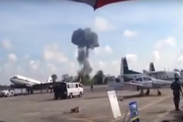 Jet Tempur Thailand Jatuh saat Akrobat, Pilot Dilaporkan Tewas