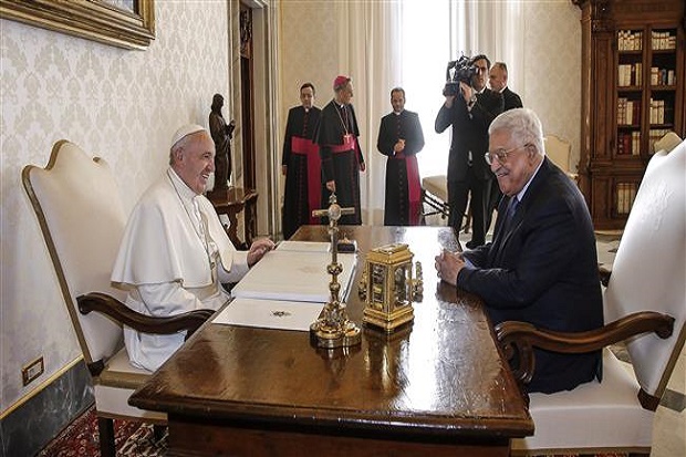 Paus Francis-Abbas Bahas Wacana Pemindahan Kedubes AS di Israel