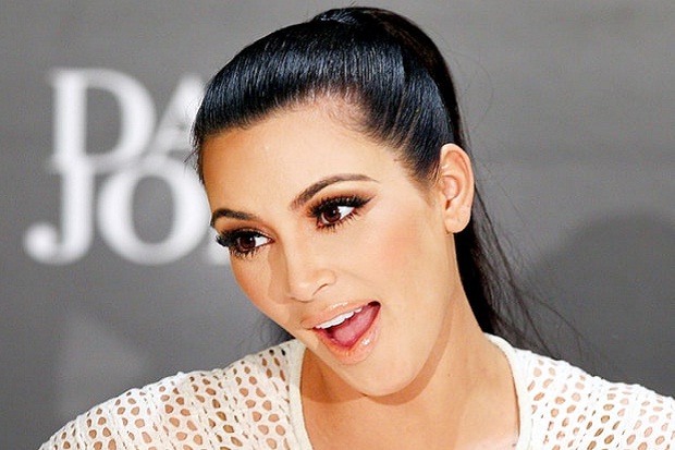 Hilangkan Stres, Kim Kardashian Kunjungi Dubai