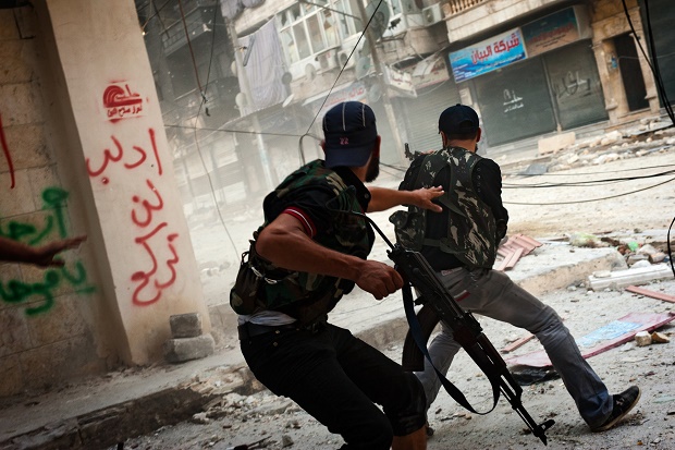 Milisi Pro-pemerintah dan Pemberontak Suriah Bentrok, 12 Tewas