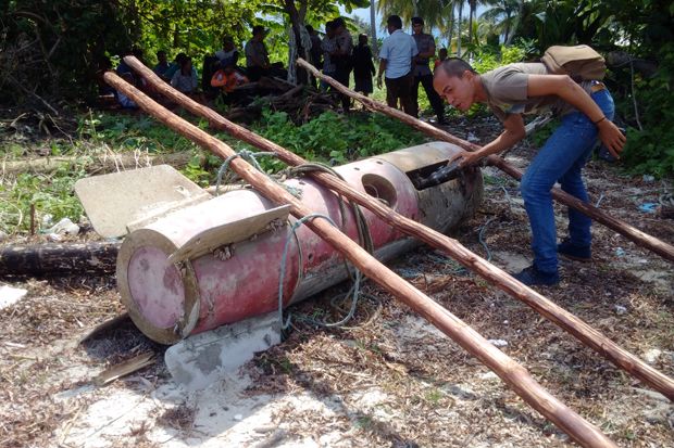 Benda Diduga Roket Hebohkan Nelayan Bintan