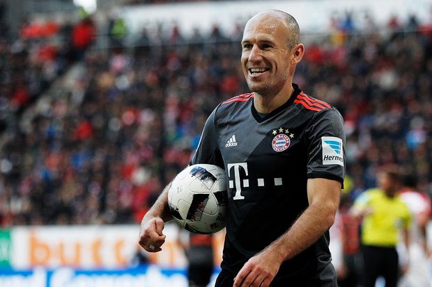 Bayern Muenchen Perpanjang Kontrak Arjen Robben
