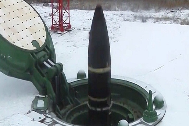 Rusia Uji Tembak Rudal Balistik Antarbenua Topol-M