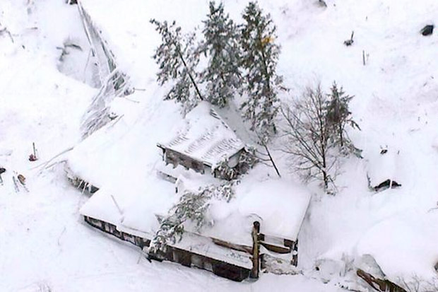 Longsor Salju Terjang Hotel di Italia, Puluhan Orang Diyakini Tewas