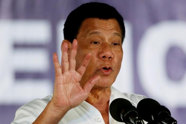 Gerah Perang Narkoba Dikritik, Duterte Minta Pastor Cicipi Sabu