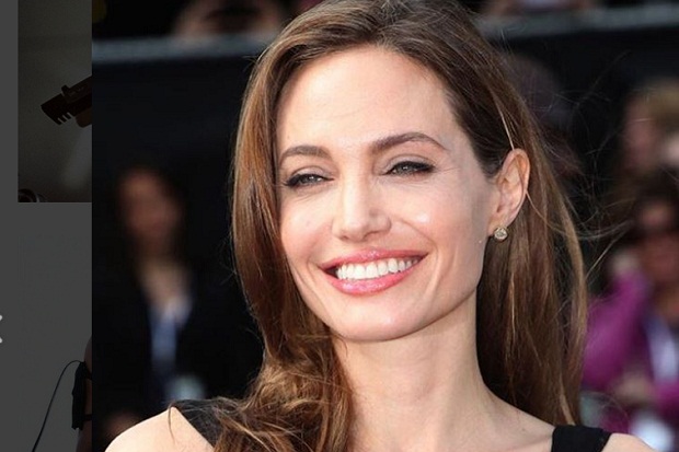 Angelina Jolie Tolak Terima Honor