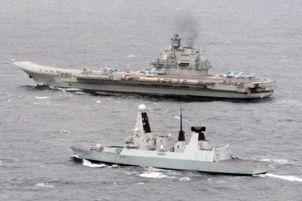 Kawal Kapal Induk Rusia, Moskow Ledek Inggris