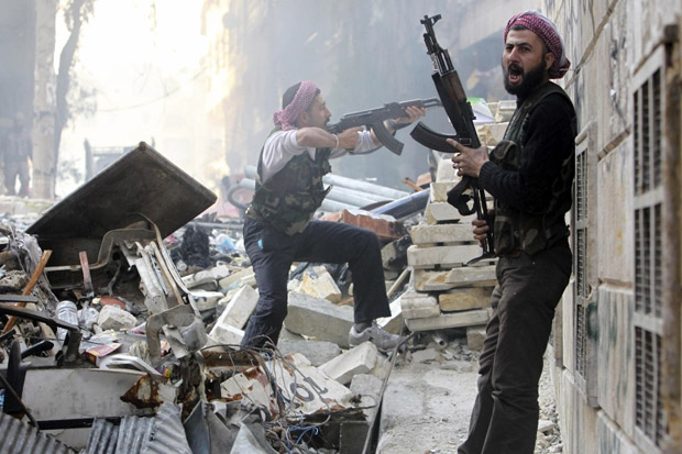 Pemberontak Suriah Bentrok dengan Kelompok Teroris di Idlib