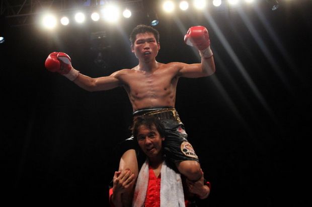 Pukul KO Roman, Miura Buka Peluang Rebut Juara Dunia Lagi