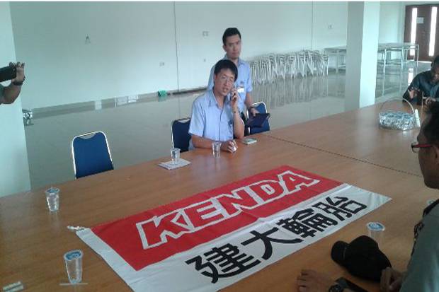 Polisi Hentikan Kasus Bendera Bertuliskan Bahasa Mandarin di Serang
