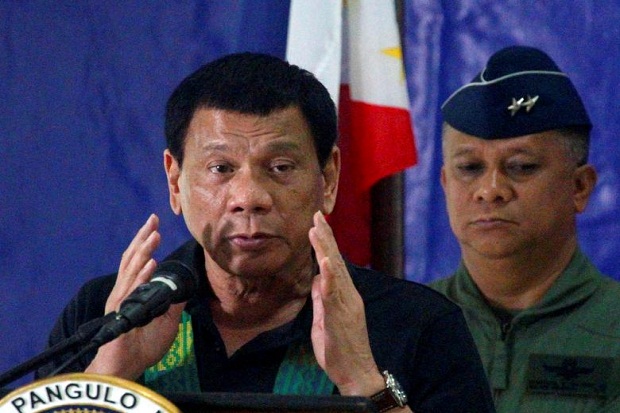 Duterte Bakal Kirim Para Polisi Nakal ke Sarang Abu Sayyaf
