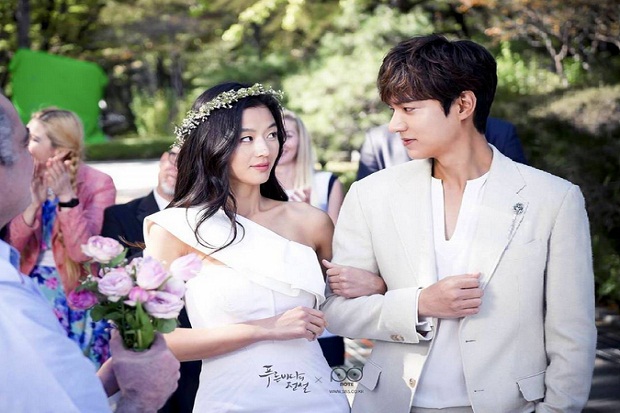 Gara-gara Ini, Lee Min Ho Ditanya Nikah dengan Suzy Bae