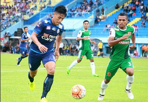 Arema FC Hajar PS TNI Empat Gol Tanpa Balas
