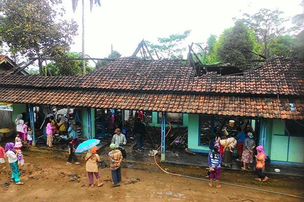 Rumah Warung Penjual Bensin Terbakar, Pemilik Jadi Korban
