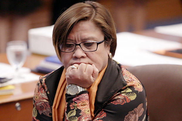 Senator Kritikus Duterte Dituduh Terima Uang Haram Narkoba