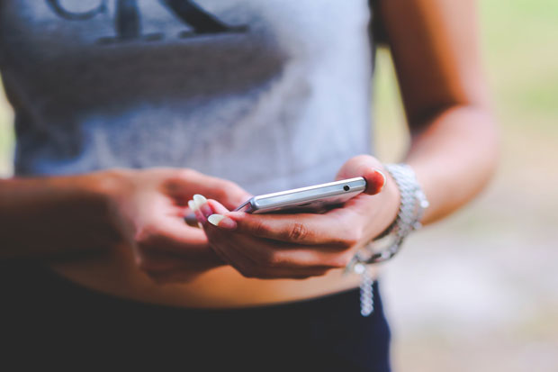 Hasil Penelitian Buktikan Smartphone Bisa Bikin Stres
