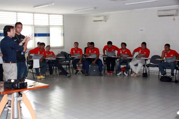 Berbagi Ilmu di Kursus Kepelatihan, Luis Milla Buka Wawasan Pelatih Indonesia