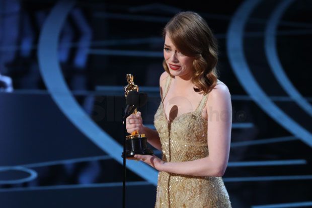 Boyong Oscar untuk Aktris Terbaik, Emma Stone Merasa Terhormat