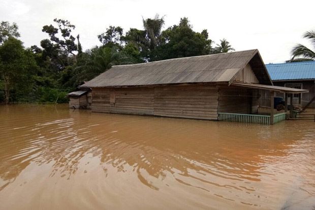 Banjir di Arut Utara Terus Meninggi, Ribuan Jiwa Butuh Pertolongan