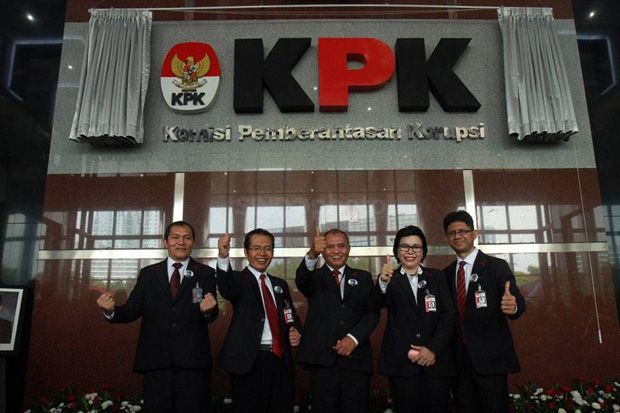 Prof Romli: E-KTP KPK Perkasa, Tapi Tak Berdaya di Kasus Reklamasi