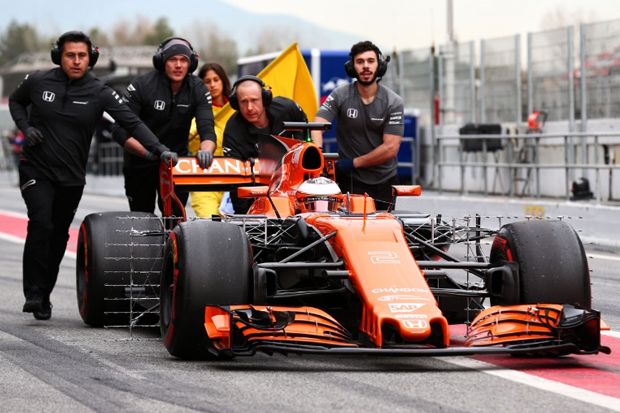 McLaren Bisa Menang Kalau Pakai Mesin Mercedes