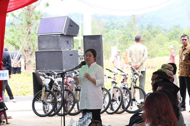 Pemerintah Berikan Bantuan kepada Masyarakat Kalimantan