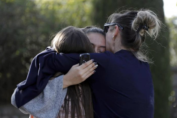 Sepuluh Terluka dalam Penembakan di SMA Prancis