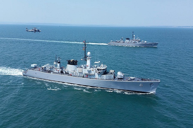 NATO Kerahkan Empat Kapal Perang ke Laut Hitam