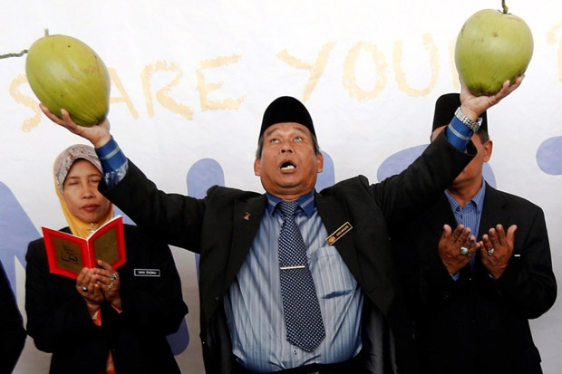 Mencoreng Citra Islam, Dukun Malaysia Dipanggil Polisi