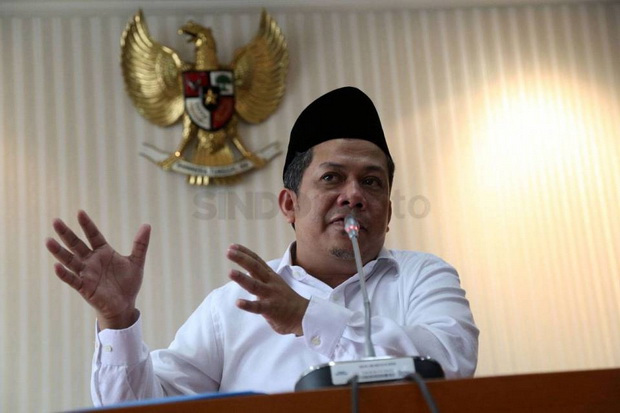 Fahri Hamzah: Istana Tak Perlu Umbar SBY Pinjam Mobil ke Publik