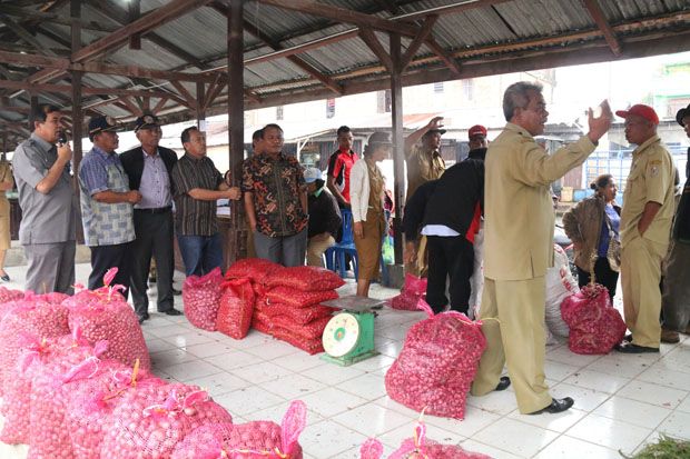 Bawang Merah Masuk Pasar Lelang di Tapanuli Utara