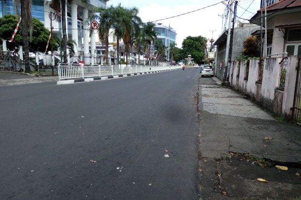 Sopir Angkot dan Taksi Demo, Pusat Kota Manado Lengang