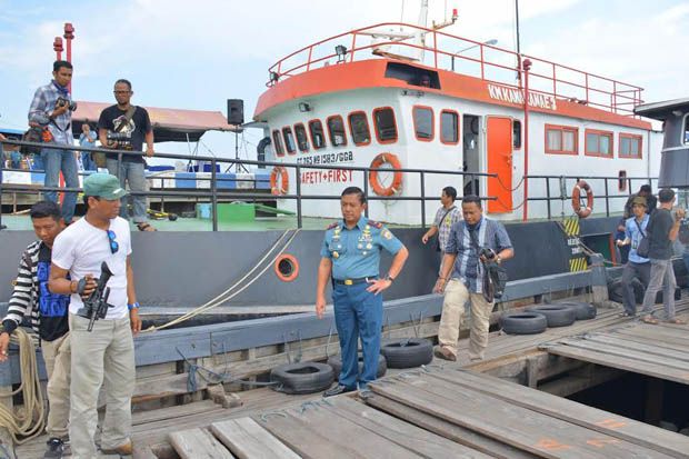 TNI AL Amankan Ratusan Ton BBM Ilegal di Perairan Kepri