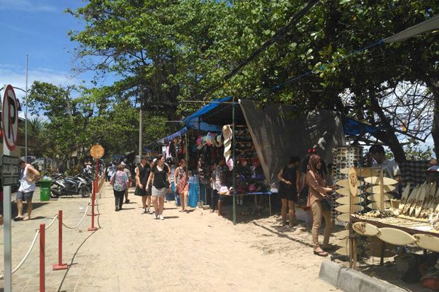 Pascaperayaan Nyepi, Wisatawan Penuhi Pantai Kuta