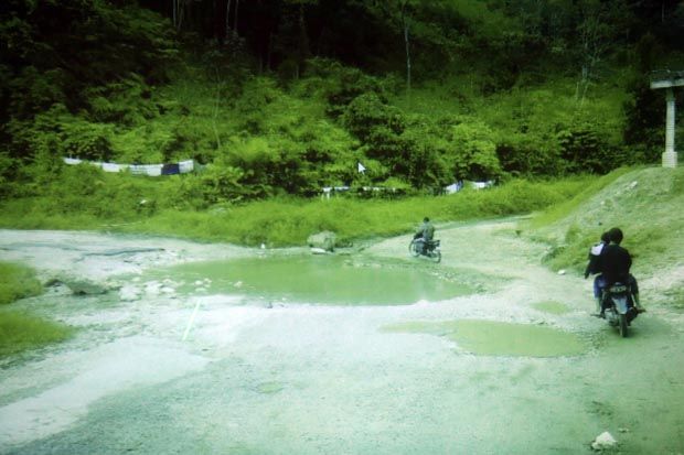 Jalan Nasional di Kabupaten Pakpak Bharat Rusak Parah