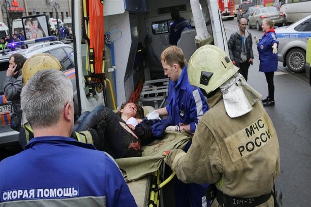 Horor Bom St Petersburg: Kereta Menganga, Mayat-mayat Tergeletak