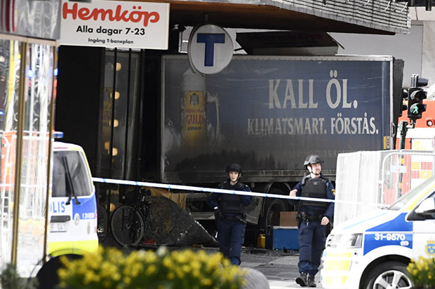 Bahan peledak Ditemukan di Truk yang Digunakan dalam Teror Stockholm