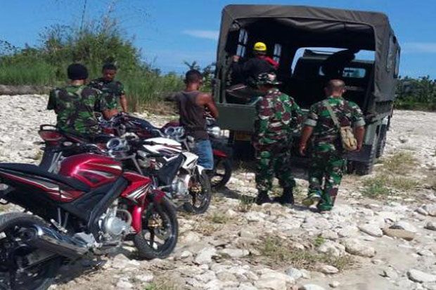 Personel TNI AD Gagalkan Penyelundupan 4 Sepeda Motor